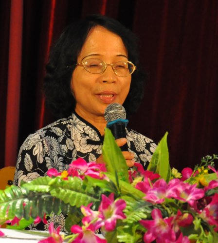 Để niềm riêng ngoài cửa lớp...